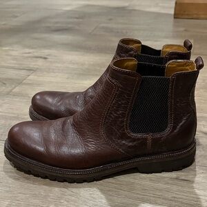 Men’s H.S. Trask Elkhorn men's hand-sewn bison leather Chelsea boots in brown 11